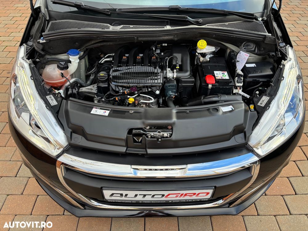 Peugeot 208 1.2 L PureTech Allure - 12