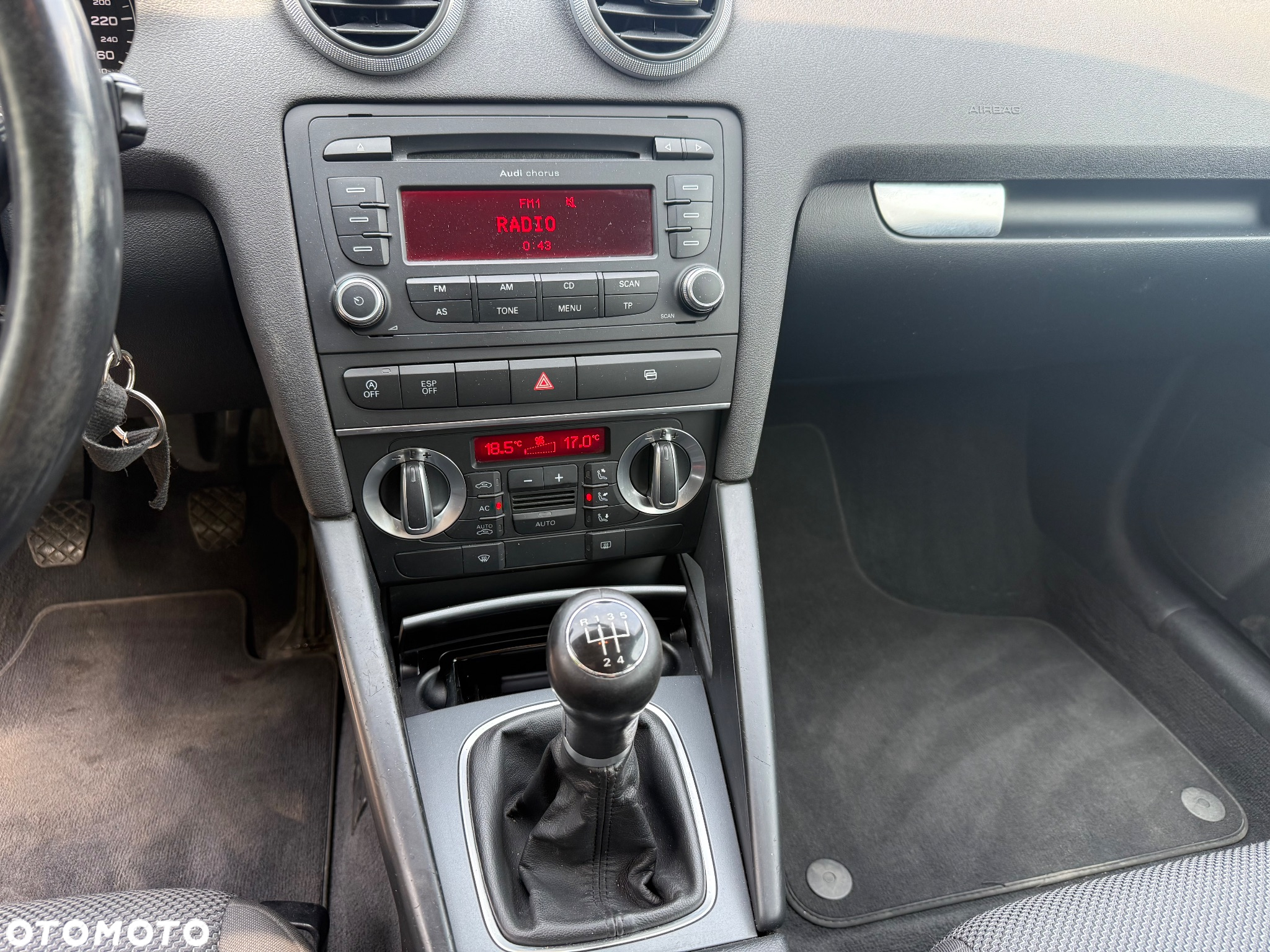 Audi A3 1.6 TDI Attraction - 16