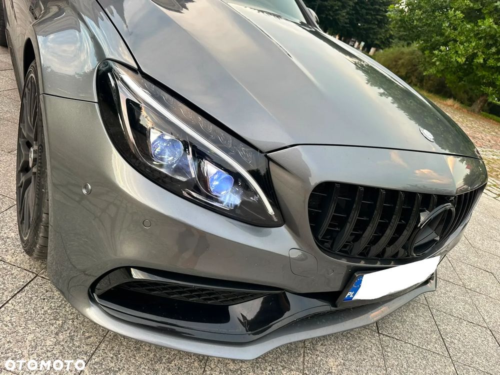 Mercedes-Benz Klasa C AMG 63 - 31
