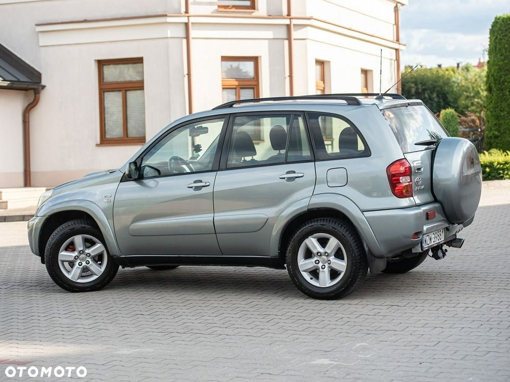 Toyota RAV4 D-4D 4x4 Executive - 14