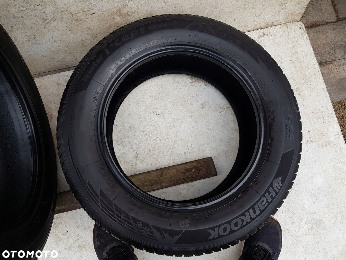 Hankook Winter icept evo2 W320 205/60 R16 92 H - 8