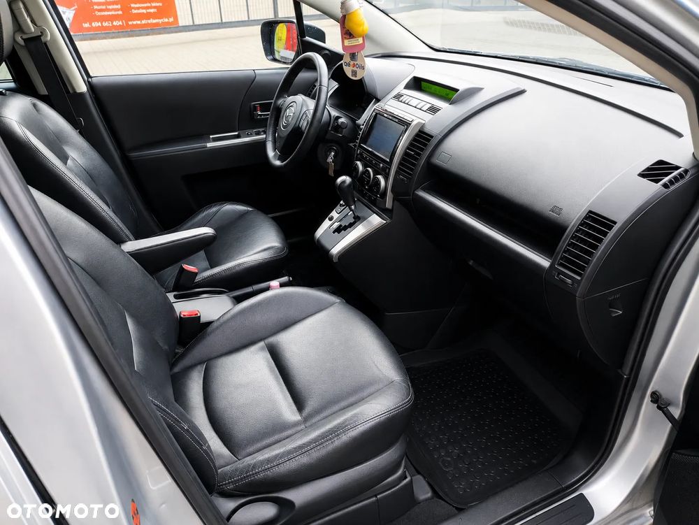 Mazda 5 - 5