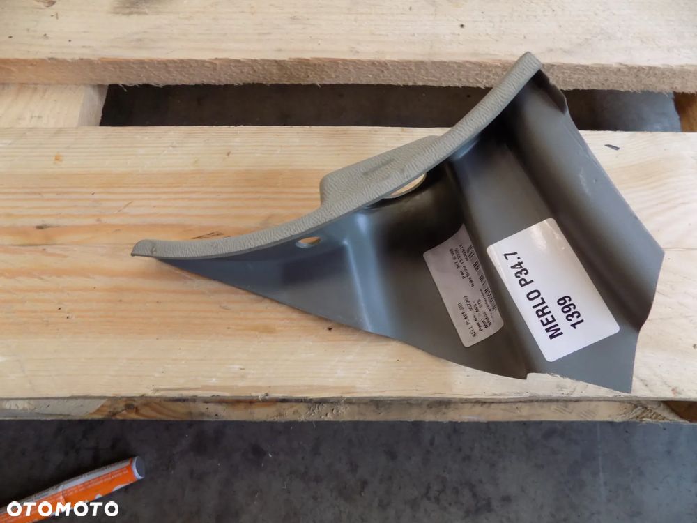 Merlo P 34.7 plastik panel osłona wnetrza kabiny - 3
