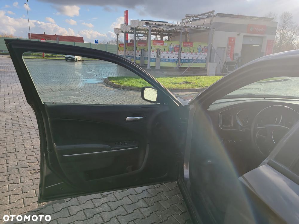 Dodge Charger ver-3-6-gt - 10