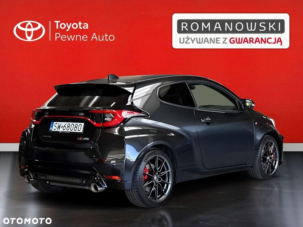 Toyota Yaris - 10