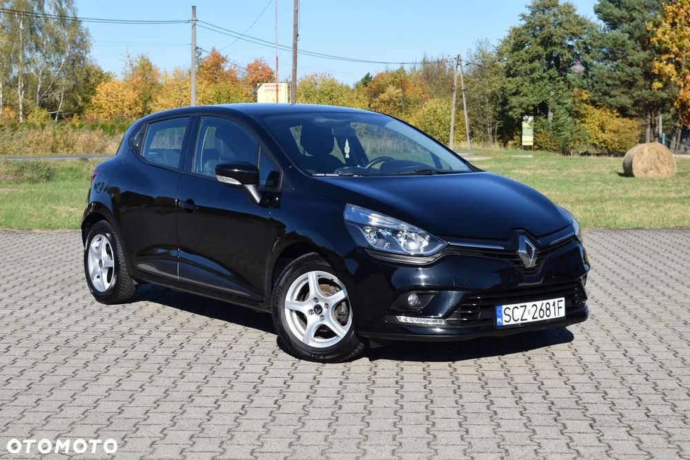 Renault Clio - 10