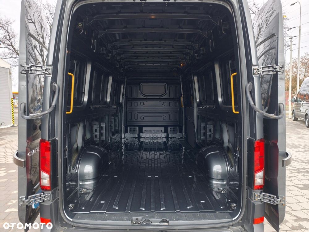 Volkswagen Crafter 35 BiTDI Furgon 177KM - 9