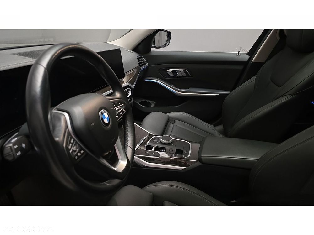 BMW Seria 3 - 30