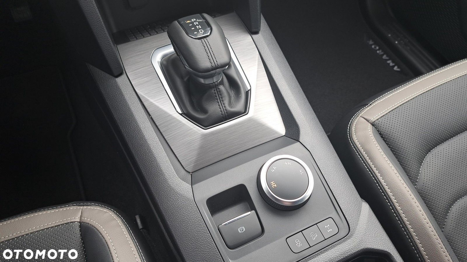 Volkswagen Amarok - 21