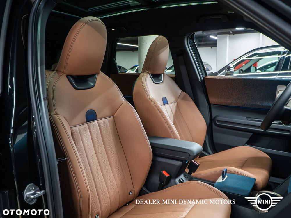 MINI Countryman C Favoured Trim - 25