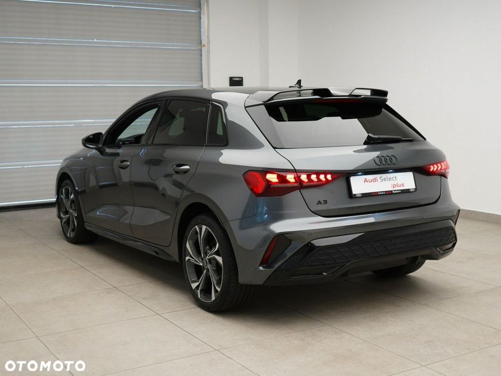 Audi A3 Sportback - 3