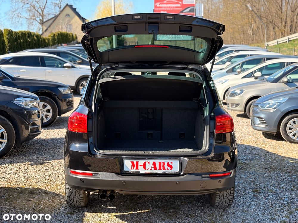 Volkswagen Tiguan 2.0 TDI DPF BlueMotion Technology Lounge Sport & Style - 17