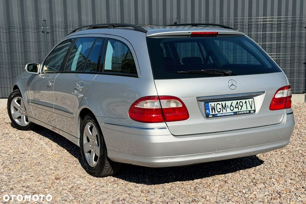 Mercedes-Benz Klasa E 2005
