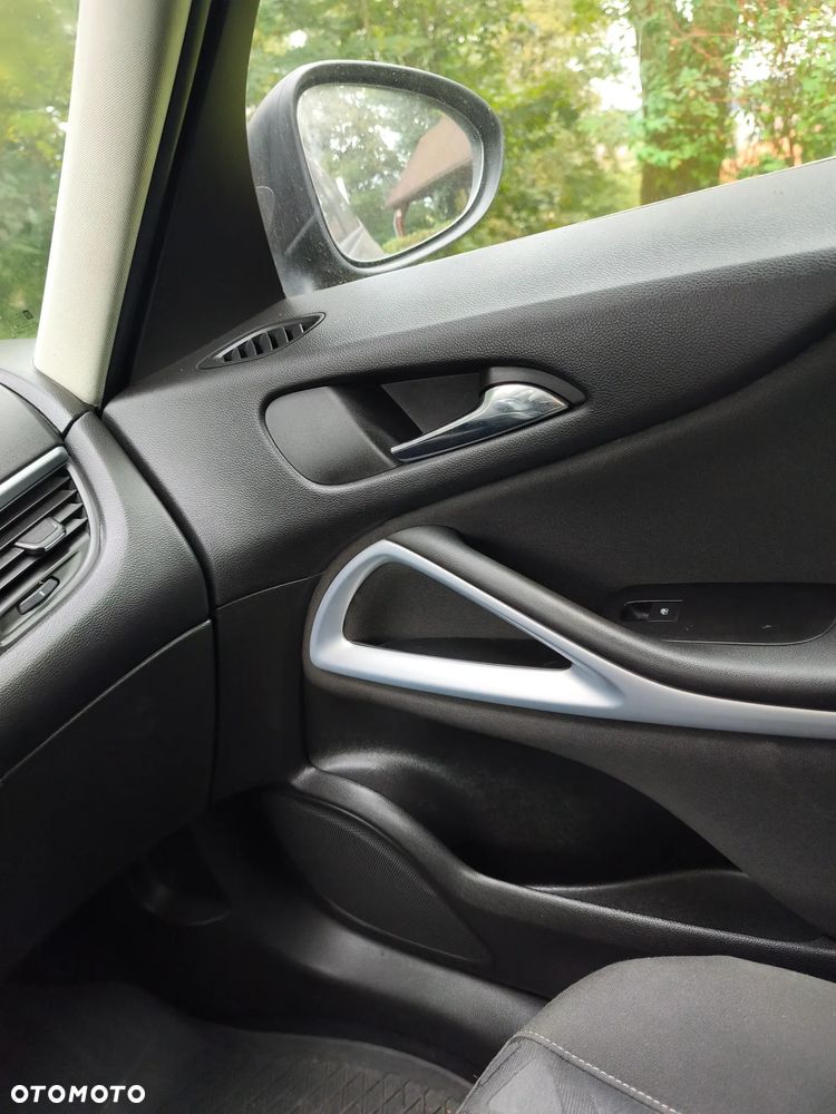 Opel Zafira 1.6 T 120 Lat S&S - 20