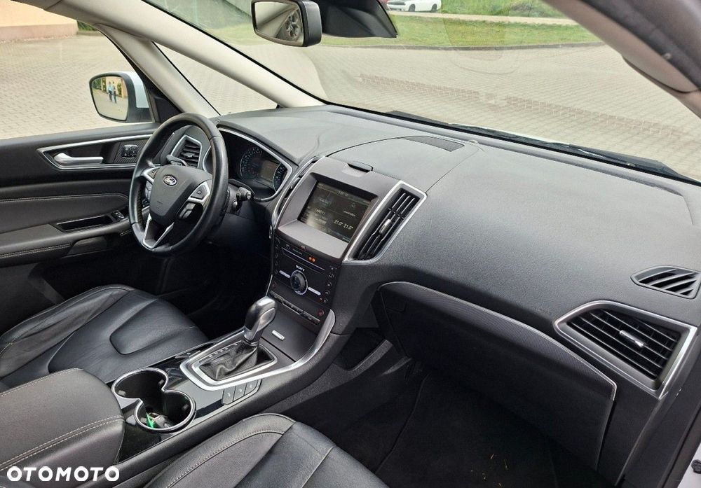 Ford S-Max - 14