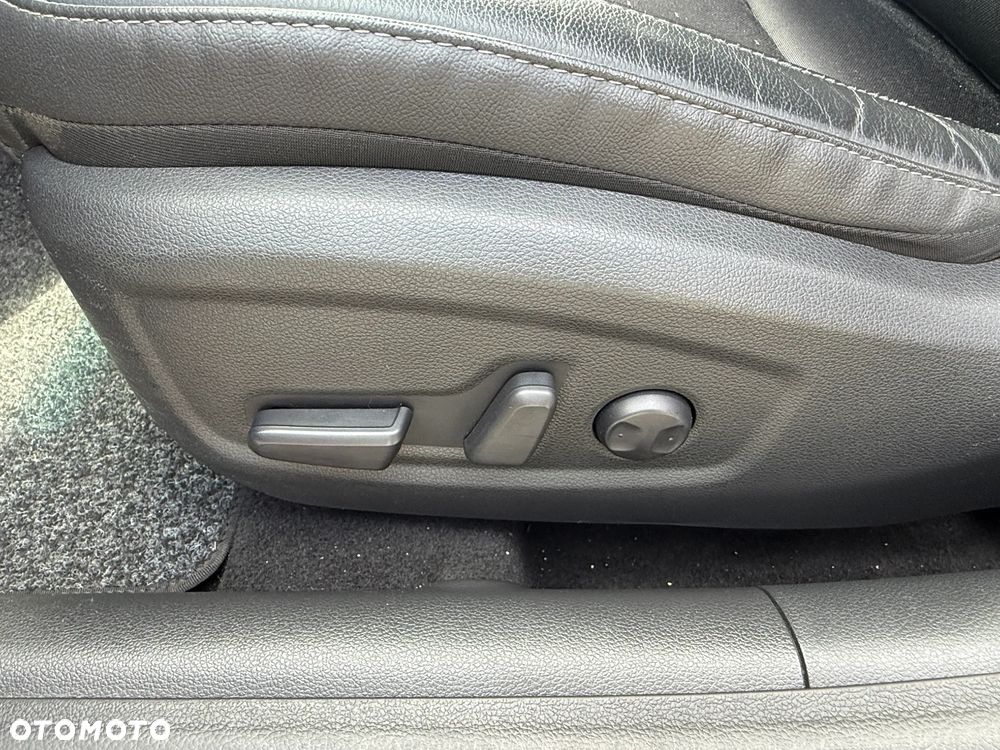 Hyundai i30 1.4 T-GDI Premiere Style - 6