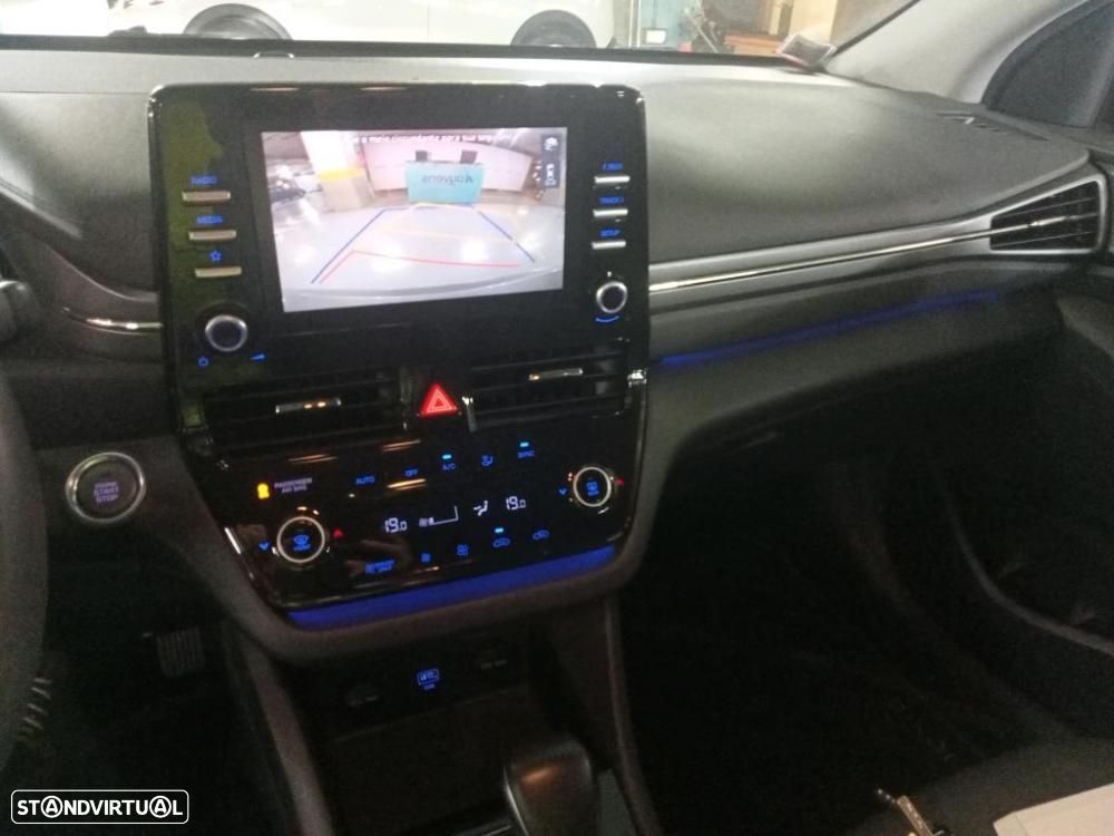 Hyundai Ioniq 1.6 GDI HEV - 3