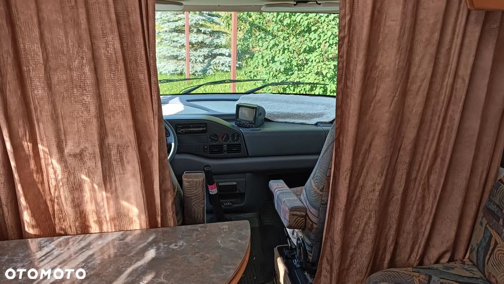 Mercedes-Benz Sprinter 312D - 1