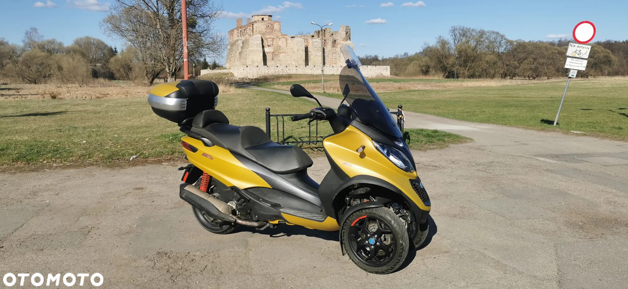Piaggio MP-3 - 8