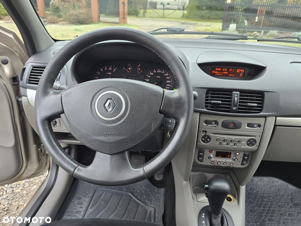 Renault Thalia 1.6 16V All Inclusive - 14