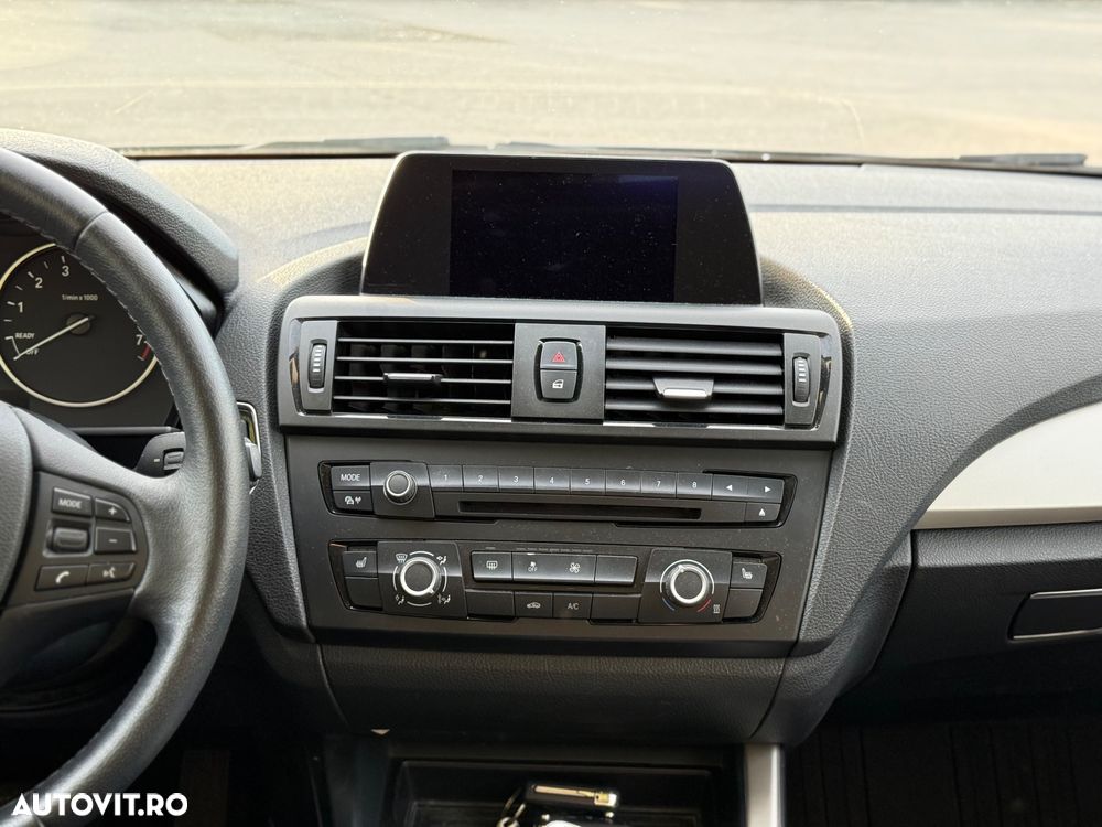 BMW Seria 1 116i Aut. - 12