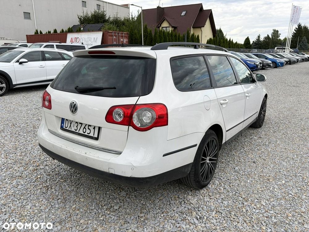 Volkswagen Passat Variant 2.0 TDI Comfortline DSG - 4