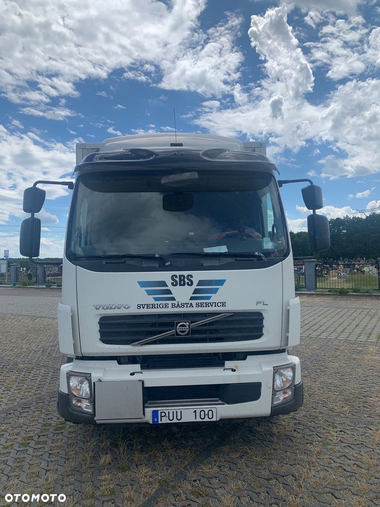 Volvo FL 240 4x2 - 8