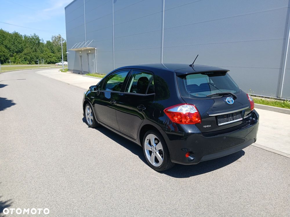Toyota Auris - 4