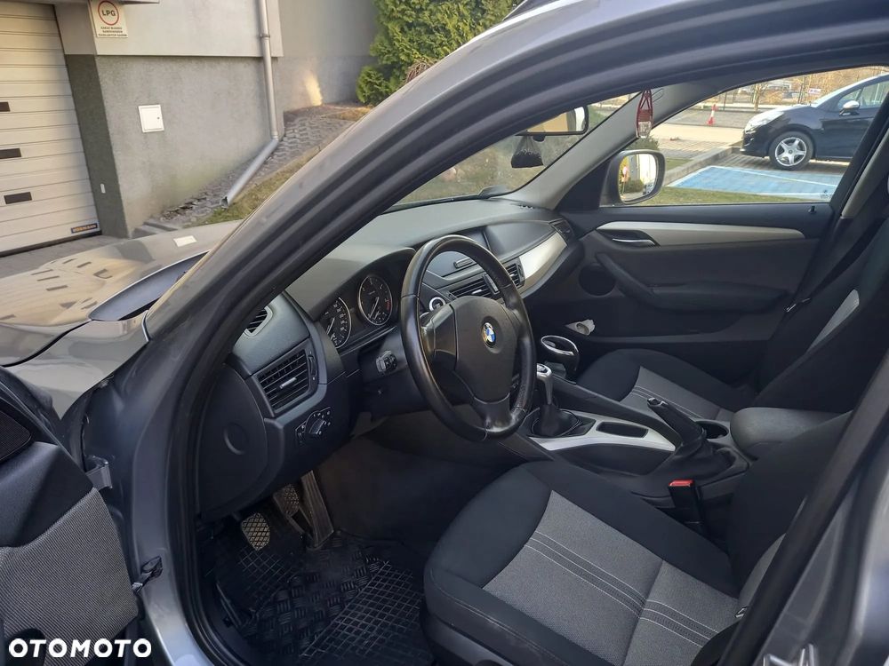 BMW X1 xDrive20d - 13
