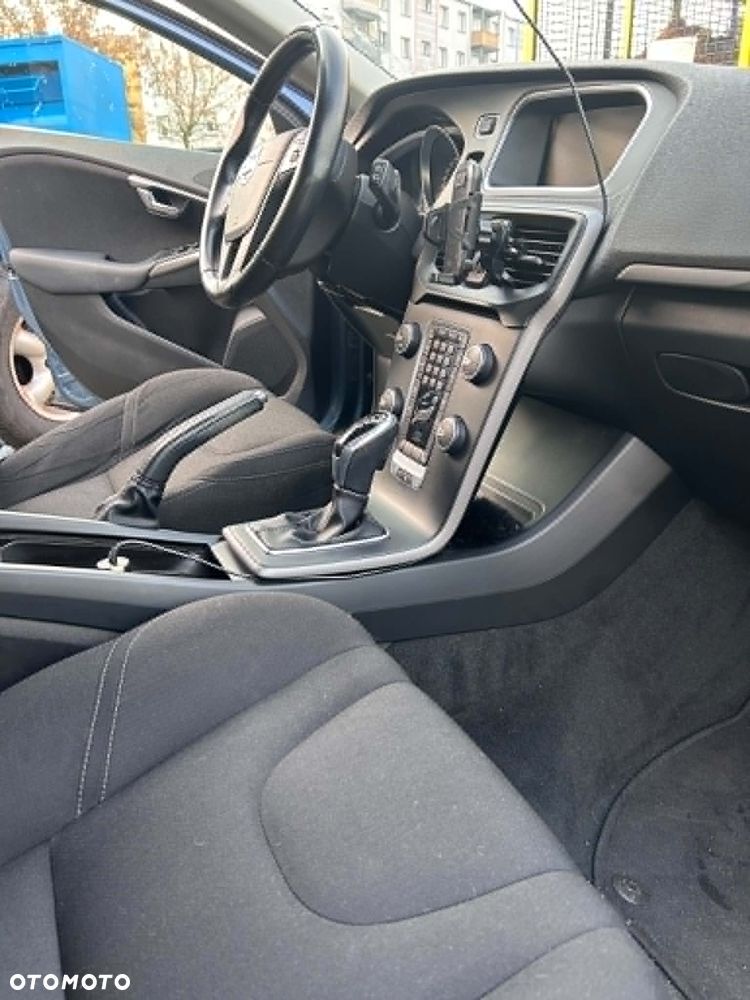 Volvo V40 D2 Kinetic - 10