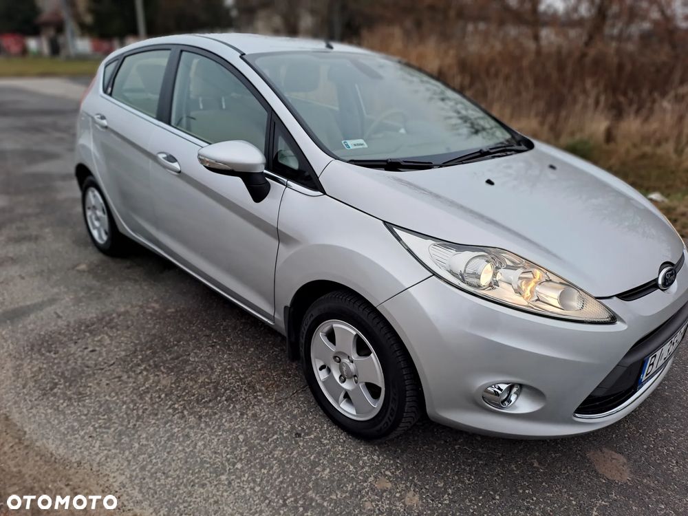 Ford Fiesta 1.4 Ghia - 4