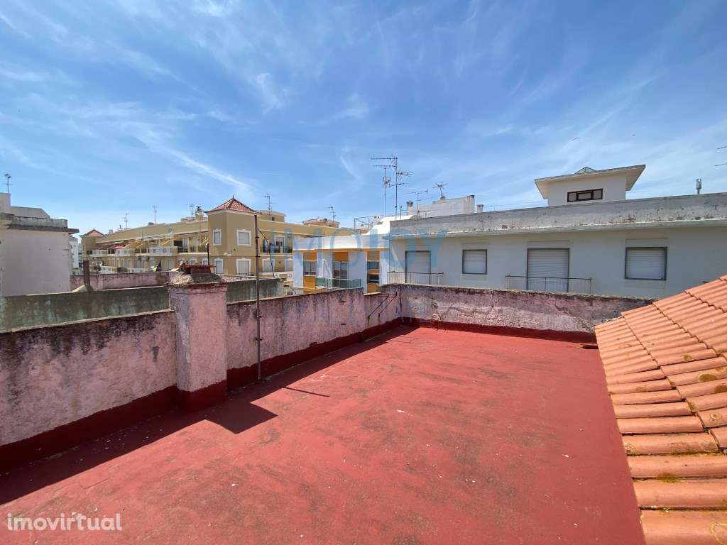 Investimento Exclusivo no Centro de Vila Real Santo António - Grande imagem: 2/49
