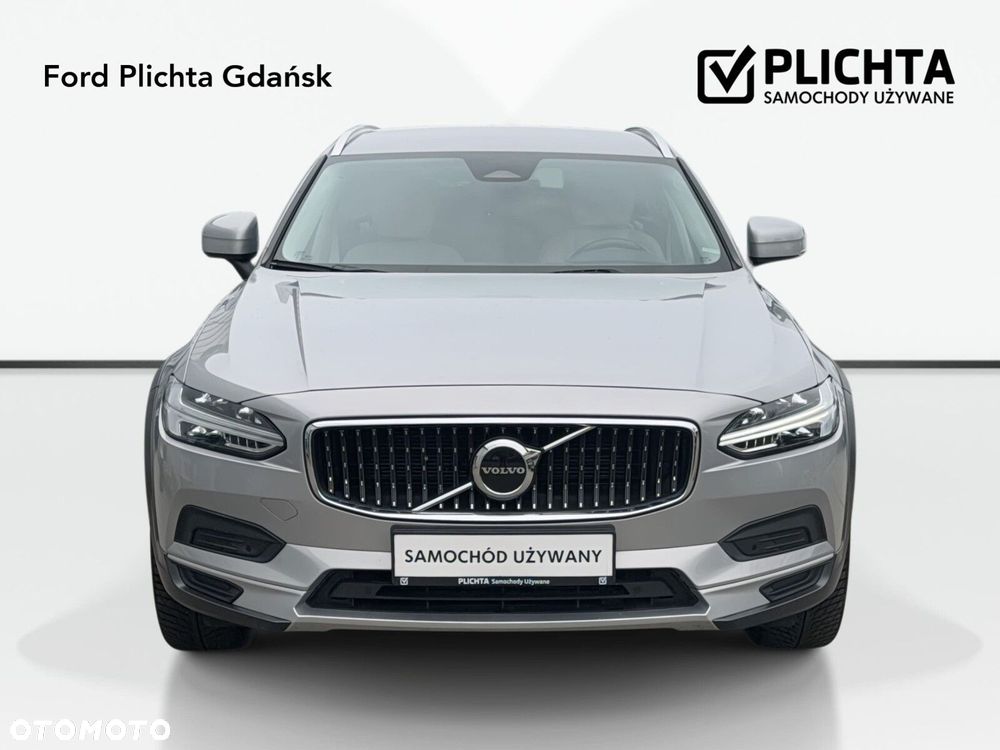 Volvo V90 Cross Country - 2