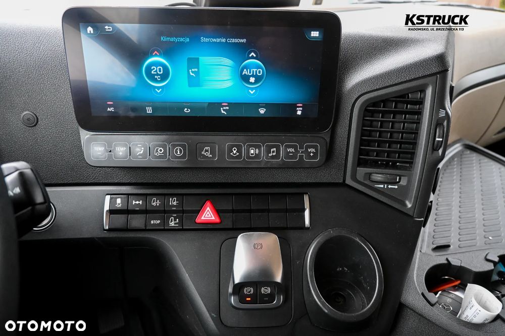 Mercedes-Benz Actros L - 21
