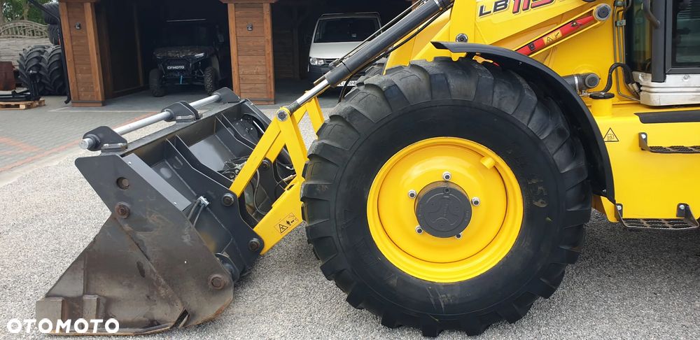 New Holland LB115B rok 2006 łyżka skarpowa hydr. + do kopania na dżojstikach - 26