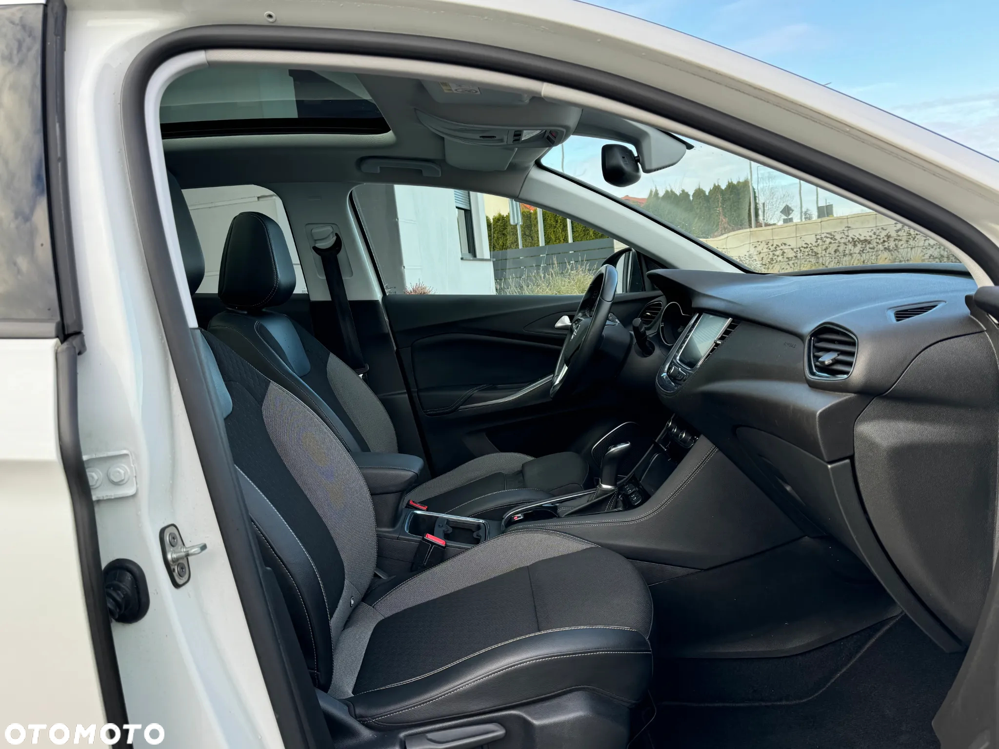 Opel Grandland X 1.6 T Elegance Business Pack S&S - 35