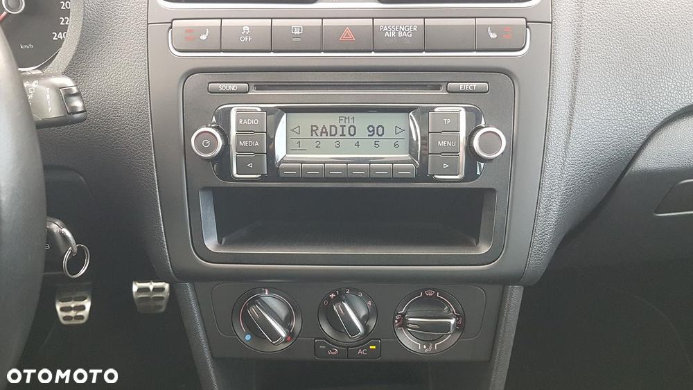 Volkswagen Polo - 33