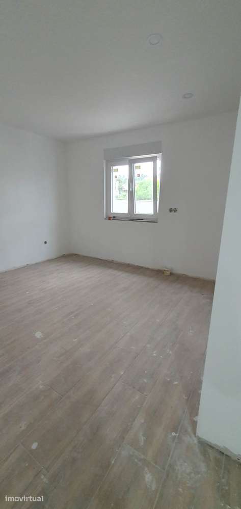 Andar moradia t3 ponte de lima / St Comba - Grande imagem: 4/8
