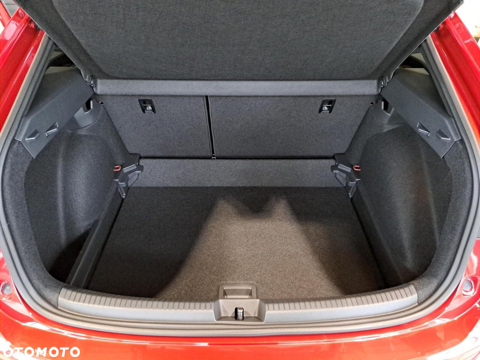 Volkswagen Taigo 1.0 TSI R-Line Plus DSG - 16