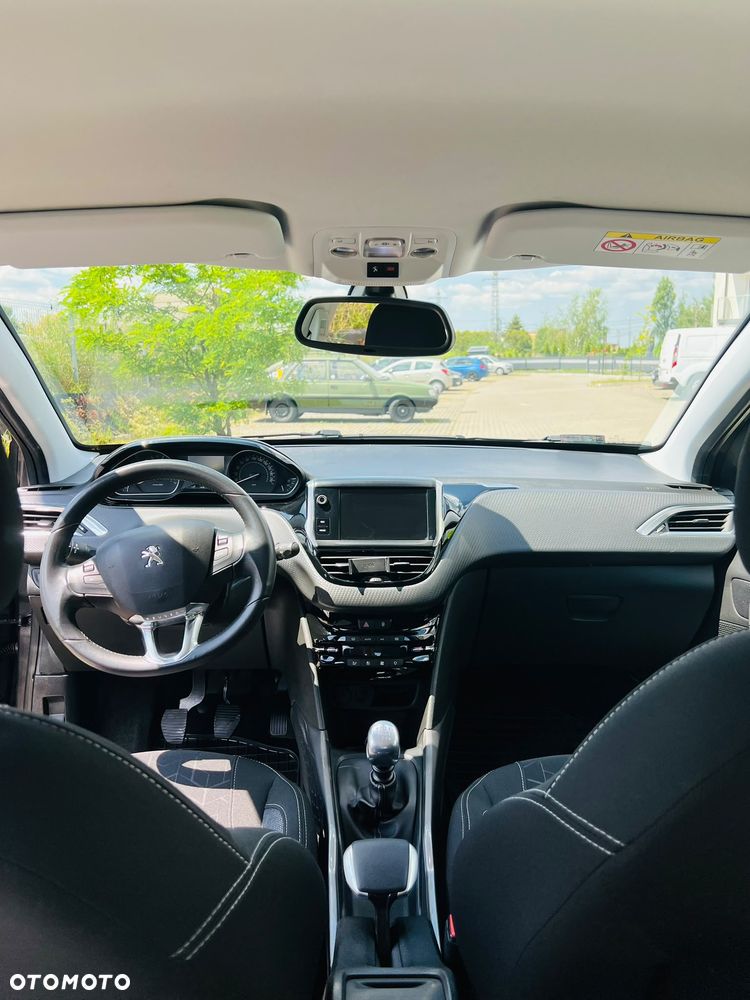 Peugeot 2008 1.2 Pure Tech GPF Active S&S - 3