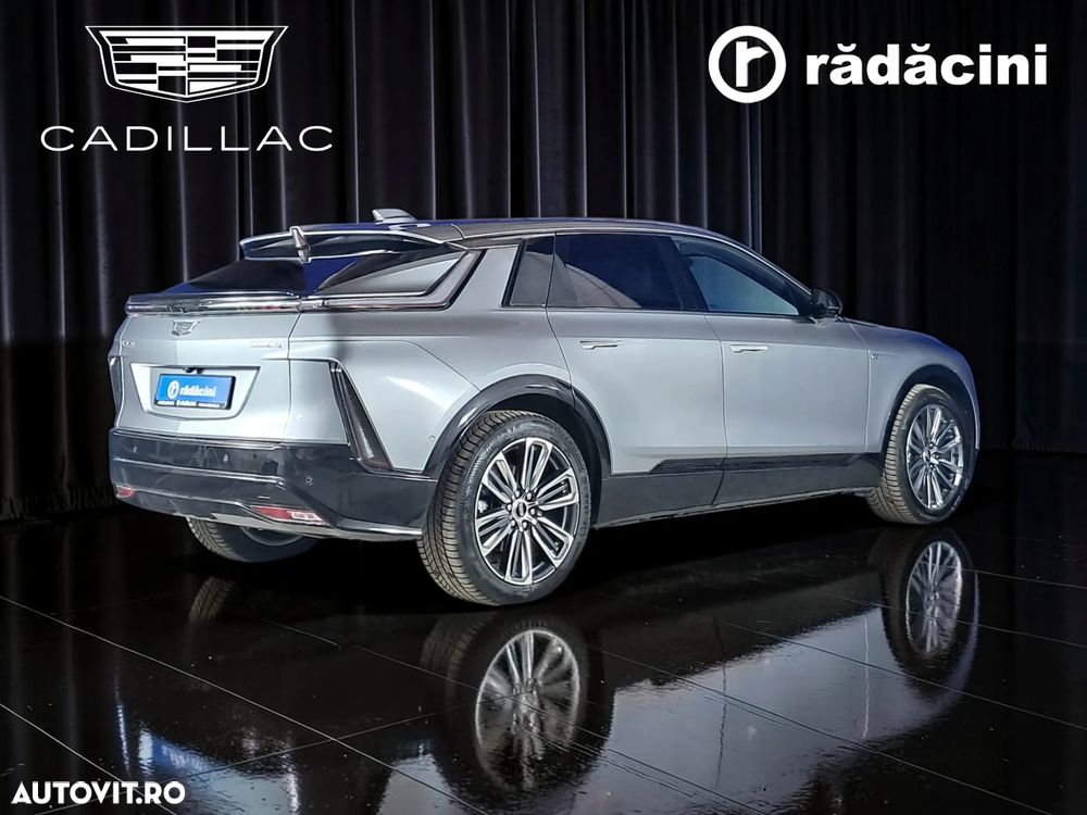 Cadillac Lyriq Sport - 4