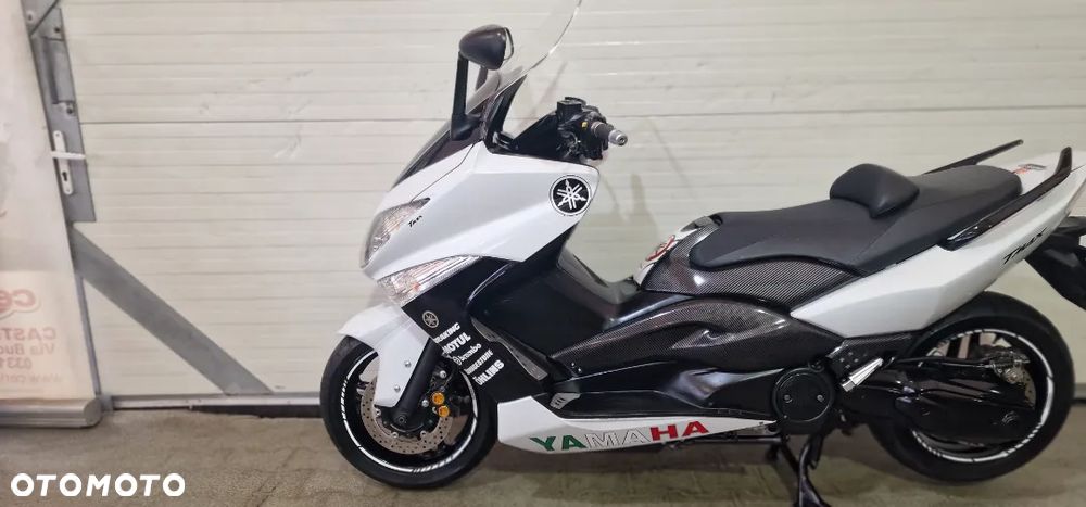 Yamaha Tmax - 8