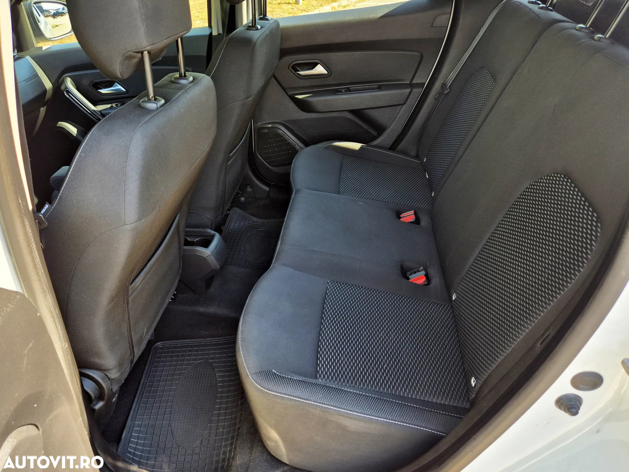 Dacia Duster 1.5 Blue dCi 4WD Comfort - 21
