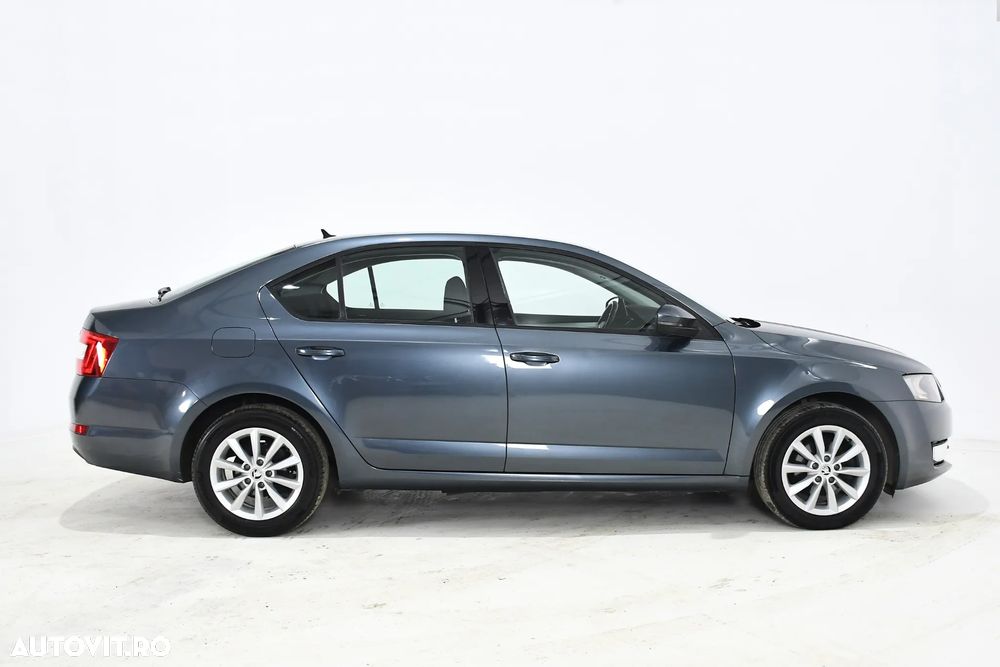 Skoda Octavia 1.6 TDI Business - 4