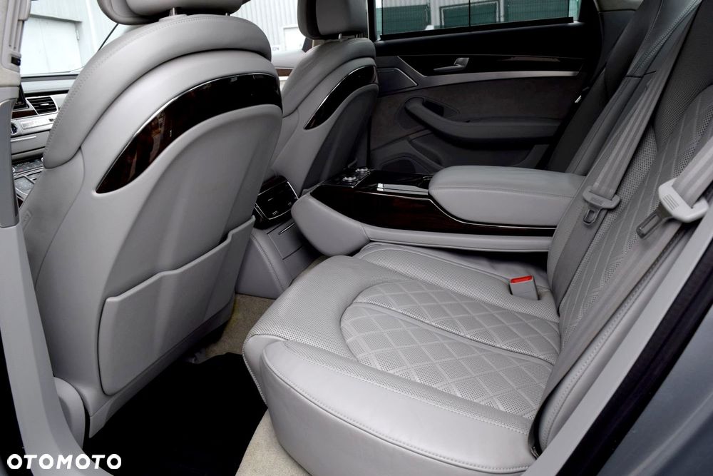 Audi A8 4.2 TDI DPF quattro tiptronic - 14