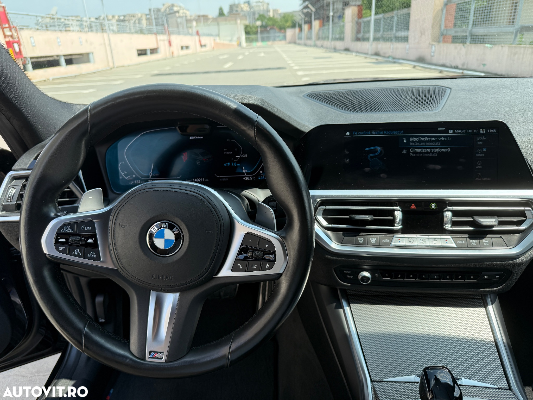 BMW Seria 3 330e xDrive Aut. M Sport - 22