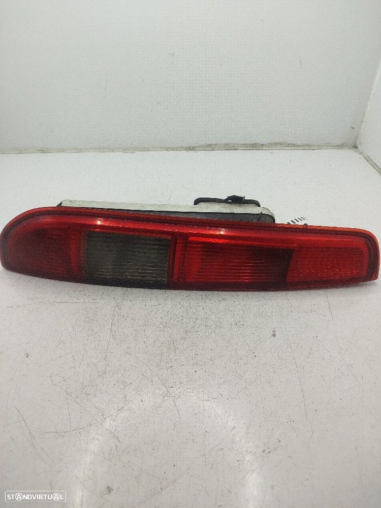 Farolim Stop Esq Ford Focus Ii Carrinha (Da_) - 1