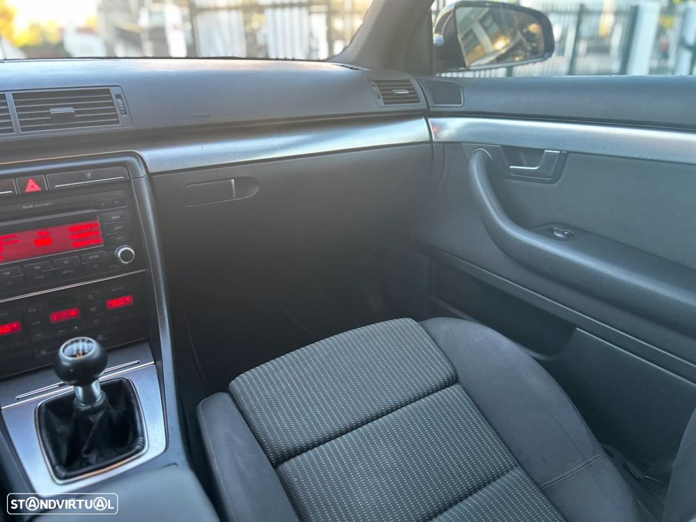 Audi A4 Avant 2.0 TDi S-line - 14