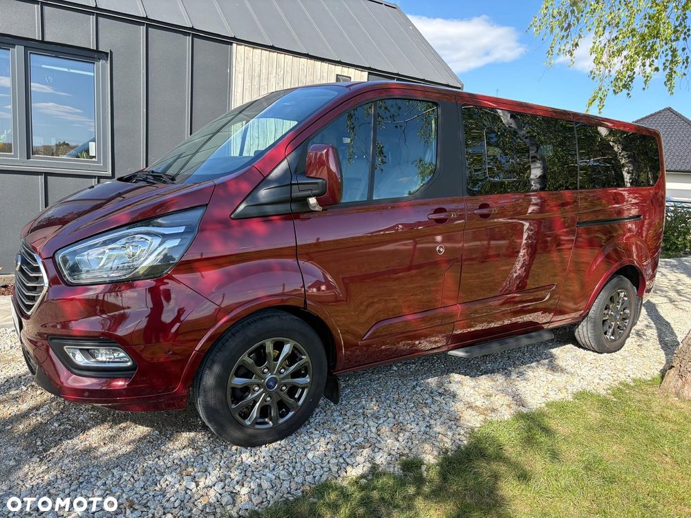 Ford Tourneo Custom 320 L2H1 VA Autm Titanium - 1
