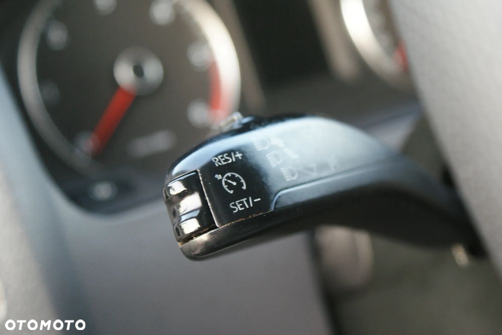 Volkswagen Transporter - 11